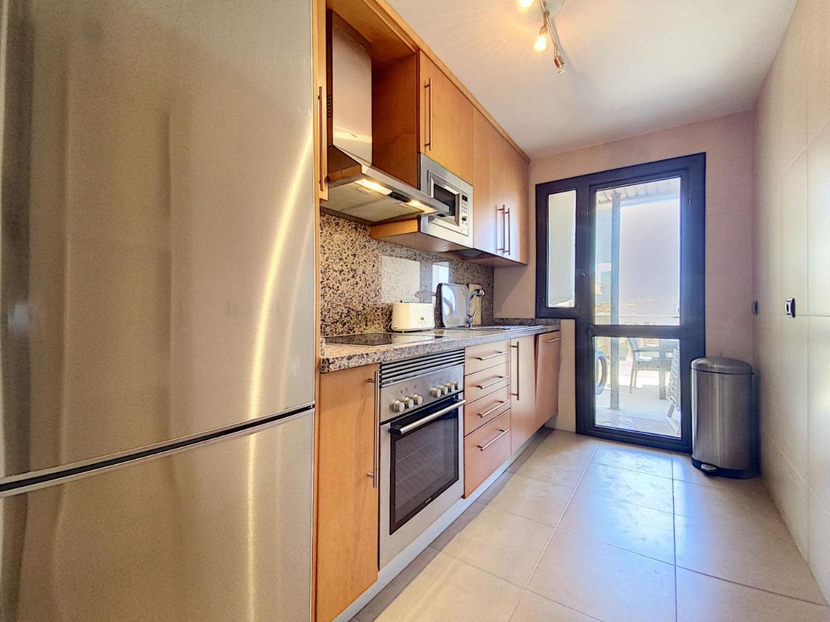 Lovely Apartment With Pool & Sea Views - Marina Del Castillo 2129 Manilva Eksteriør bilde