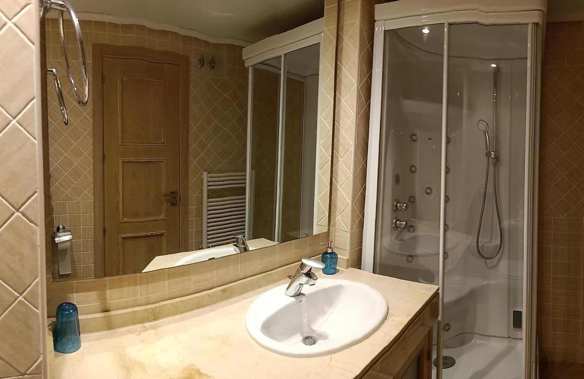 Lovely Apartment With Pool & Sea Views - Marina Del Castillo 2129 Manilva Eksteriør bilde
